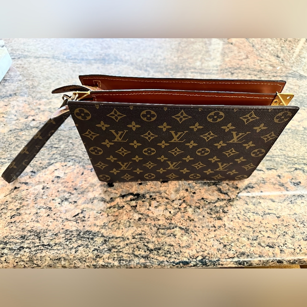 Vintage 80s Louis Vuitton Enghien 2Way Shoulder Bag/Clutch Brown Canvas Monogram